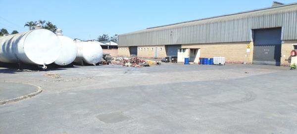 6 500  m² Commercial space