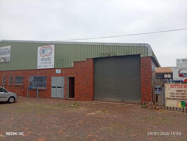 440  m² Industrial space