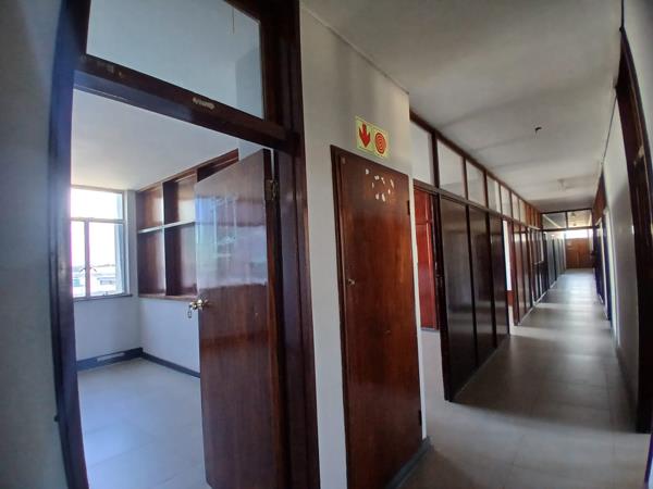 508  m² Commercial space