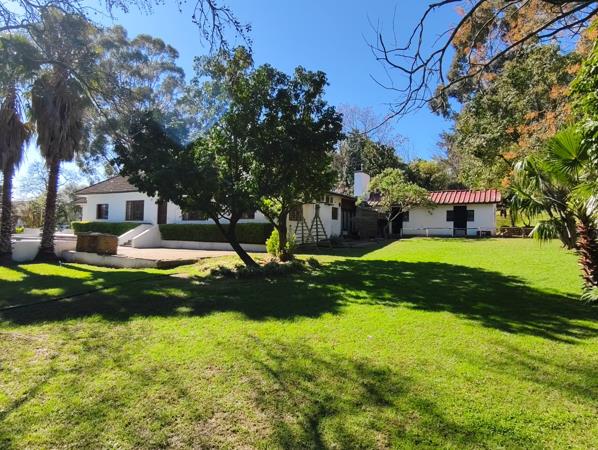 13.5 ha Smallholding