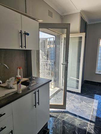 1 Bedroom Garden Cottage