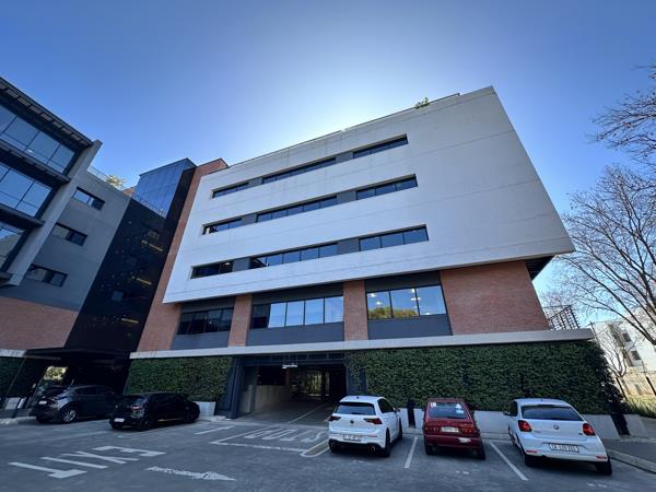 195 m² Commercial space