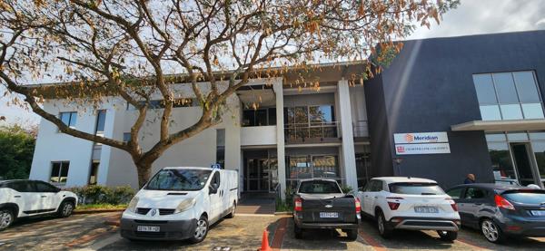 235  m² Commercial space