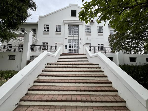 376 m² Office Space
