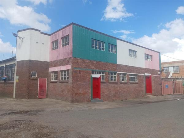 1 260  m² Industrial space