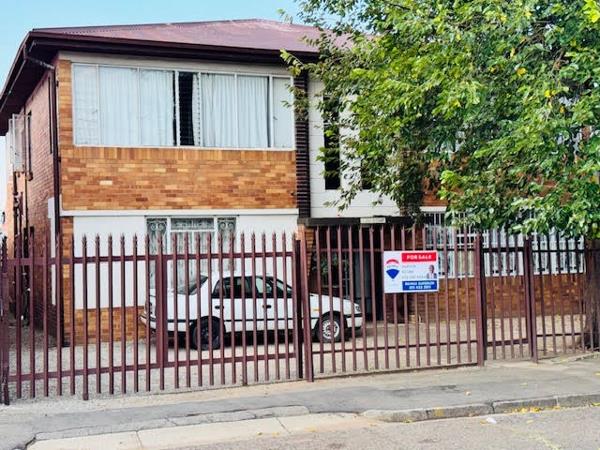 288  m² Commercial space