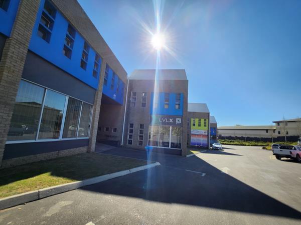 580  m² Commercial space