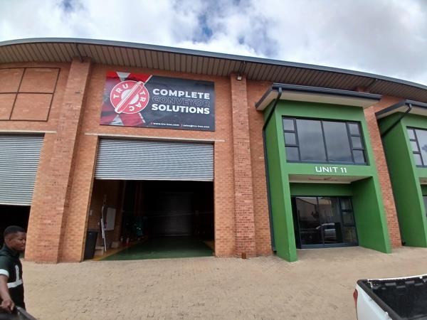 254 m² Industrial space