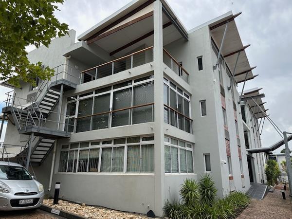 221 m² Commercial space