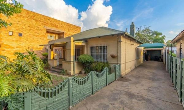 2 Bedroom House