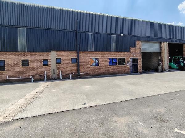 491  m² Industrial space