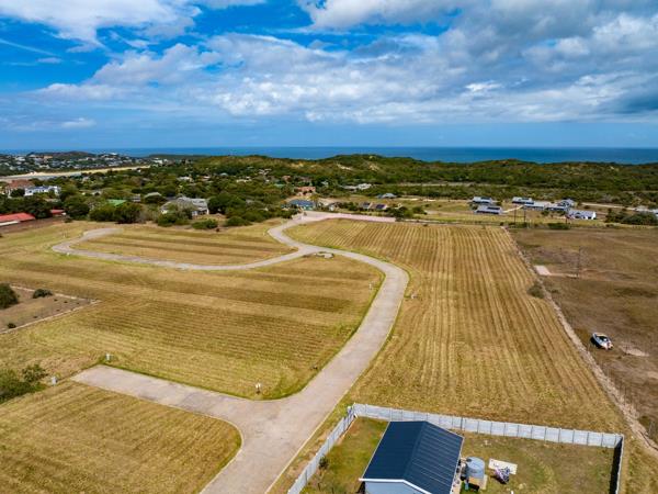 763 m² Land