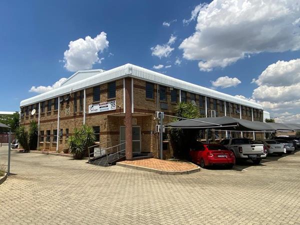 1 700  m² Industrial space