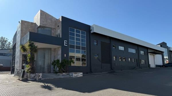 359  m² Commercial space