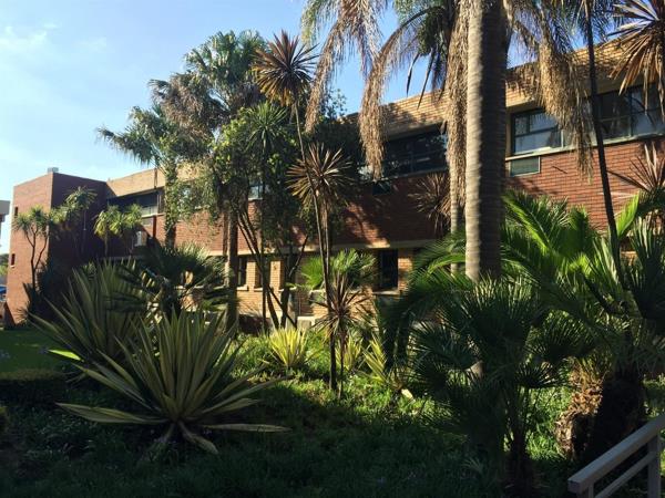 1 201  m² Commercial space