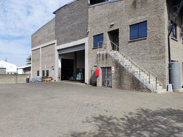 1 651  m² Industrial space