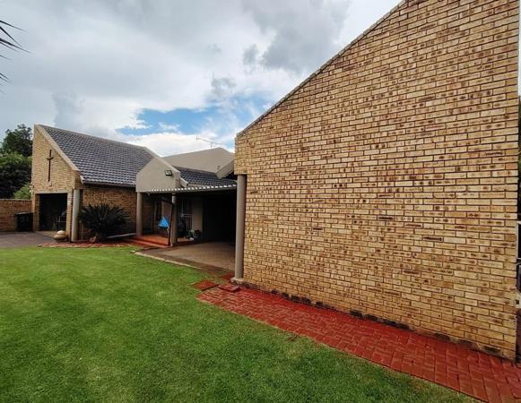 4 Bedroom House