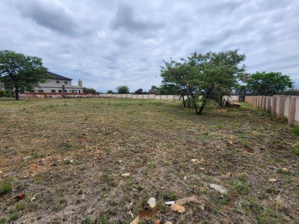 1 231 m² Land