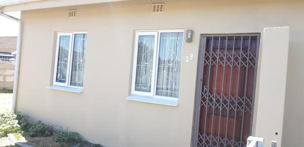 1 Bedroom Garden Cottage