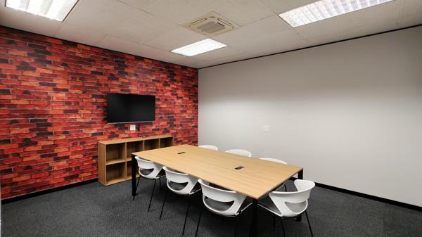 101  m² Office Space