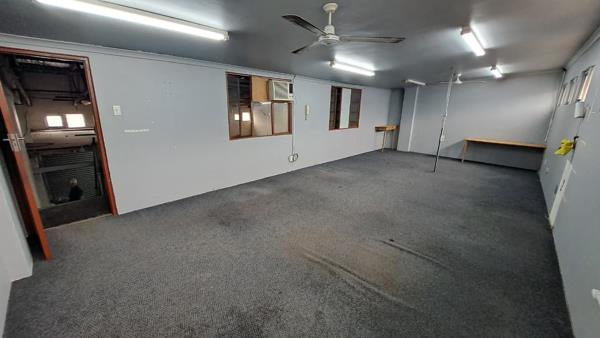 180  m² Industrial space