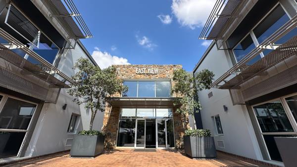 486  m² Commercial space