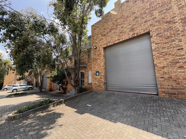 310  m² Industrial space