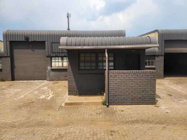 196 m² Industrial space