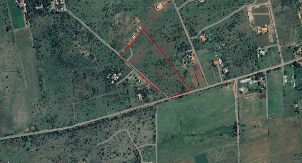 5.3 ha Smallholding