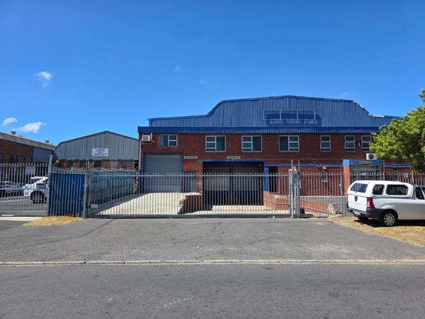 1 606  m² Industrial space