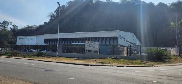 650.4  m² Commercial space