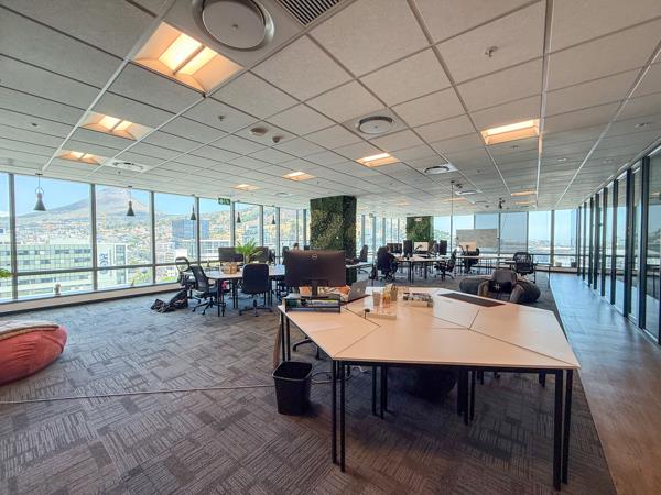 422 m² Office Space