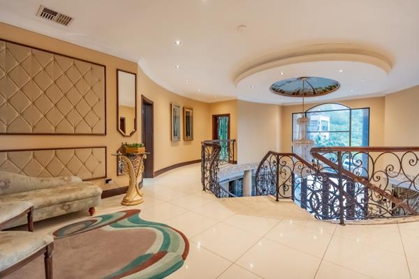 6 Bedroom House