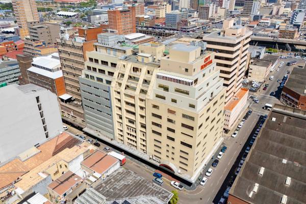 216  m² Commercial space