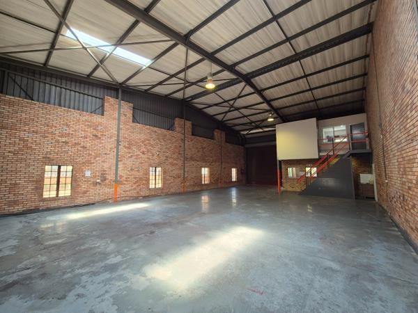 300  m² Industrial space