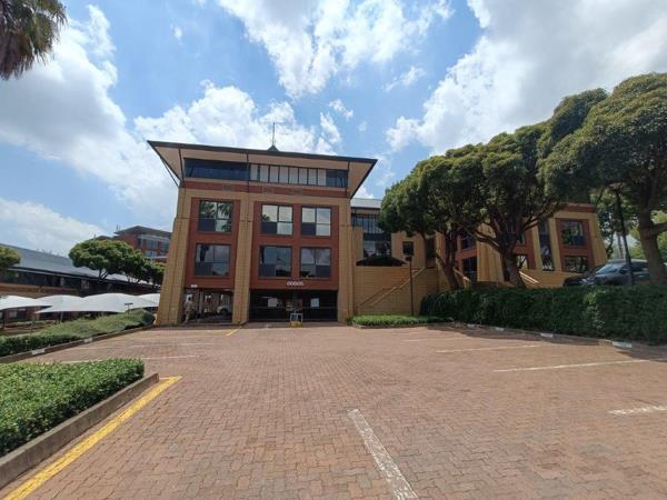 331  m² Commercial space