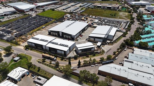 775  m² Industrial space