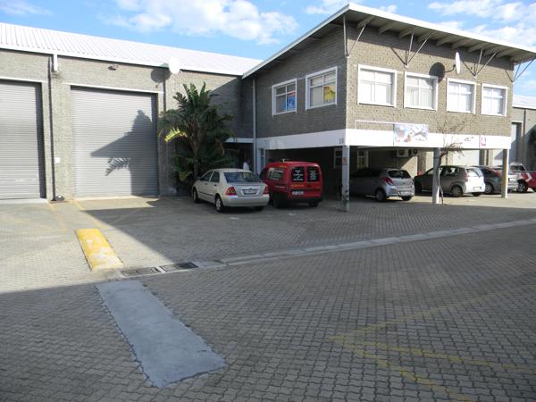 298  m² Industrial space