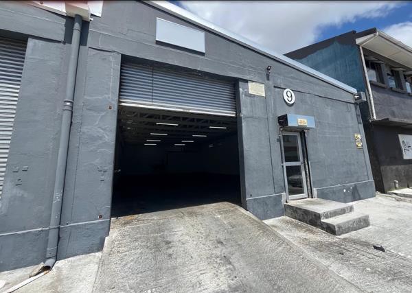 200  m² Industrial space