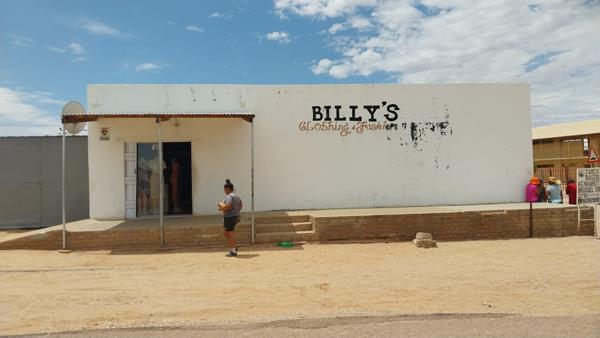 80  m² Commercial space