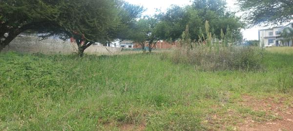 607 m² Land