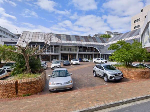 197  m² Retail Space