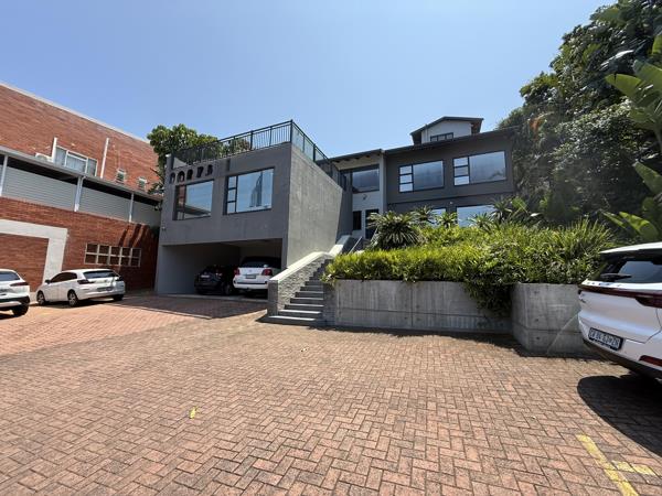 410  m² Commercial space