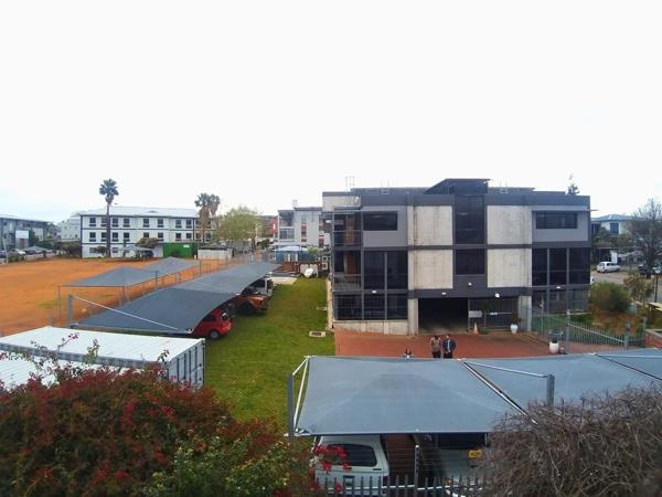 134  m² Commercial space