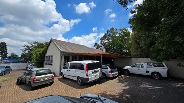 250  m² Commercial space