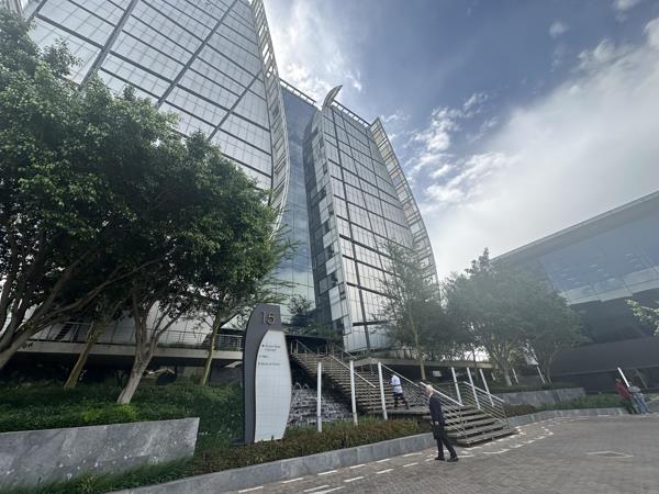 1 752  m² Commercial space