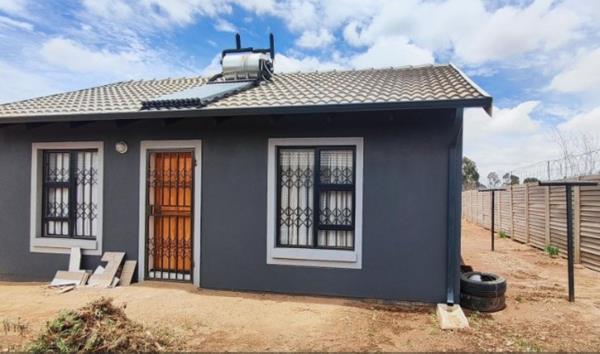 2 Bedroom House
