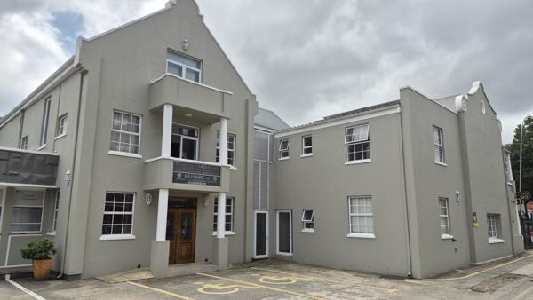 461  m² Commercial space