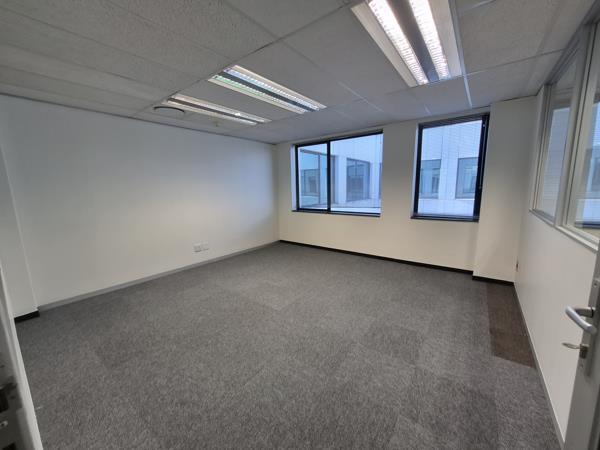 2 078 m² Commercial space