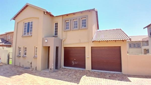 3 Bedroom Townhouse